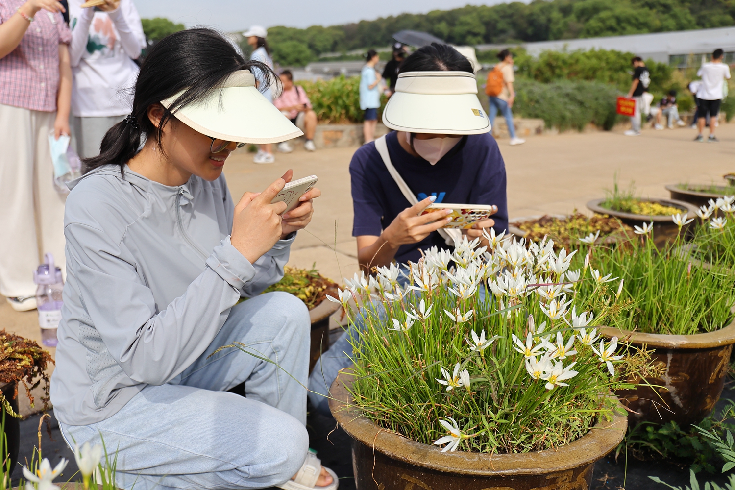 【迎新季】“耕读第一课”：近5000新生校园游学现代农业