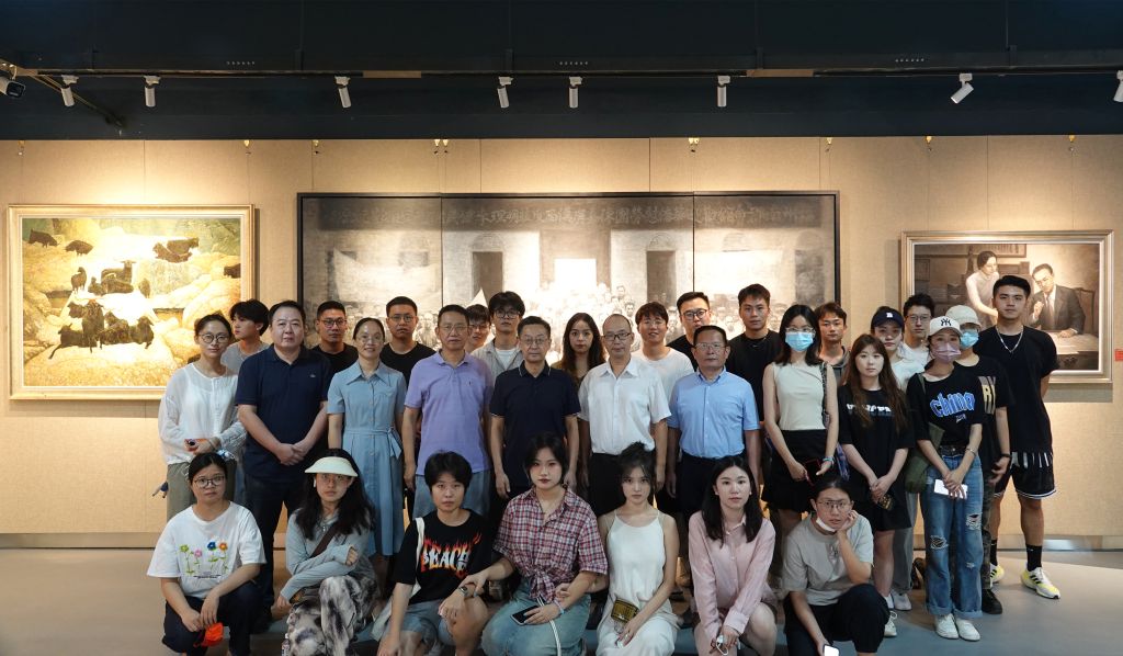 喜迎二十大我校举办国际漆艺研究中心师生教学成果展