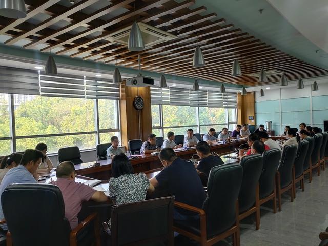 校党委常委、副校长周铭山到资产管理部和采购与招投标管理中心开展调研座谈