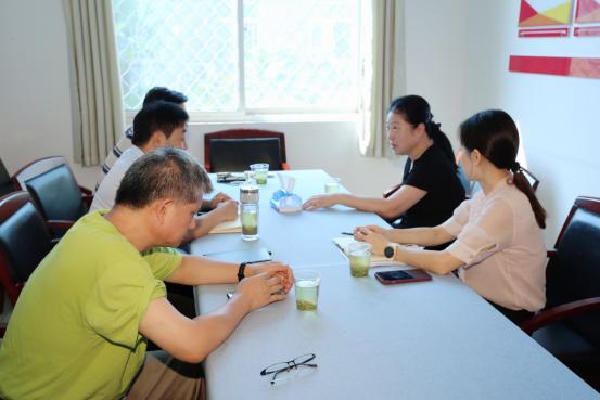 校党委常委、副校长、妇委会主任姚莉到工会、妇委会调研妇女工作