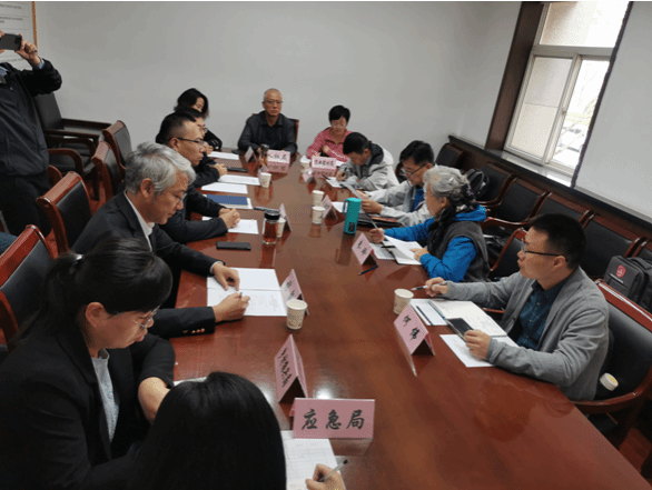 中国社会科学院“城市化发展和农户家庭的变化”课题组赴我校定点帮扶村调研