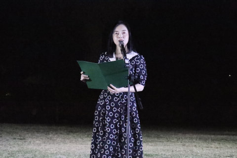 湖畔迎新，露天盛会，新闻与文化传播学院举办露营式晚会迎接新生