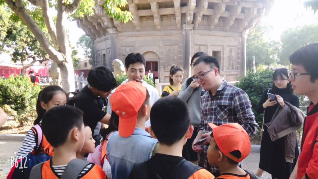 【喜迎二十大强国复兴有我】“师德模范”殷杰：服务学生是最幸福的事