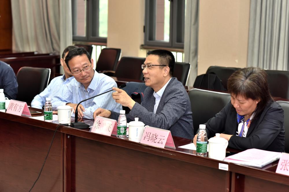 教育部高等学校物流管理与工程类专业教学指导委员会第二次主任工作会议在西南交通大学召开