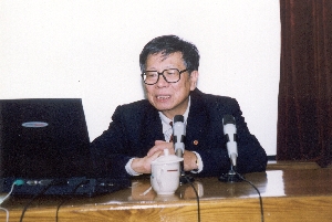 卢耀如