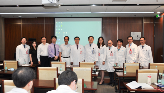 我校医学院举办“基础教研室教师走进医院”联合试讲活动
