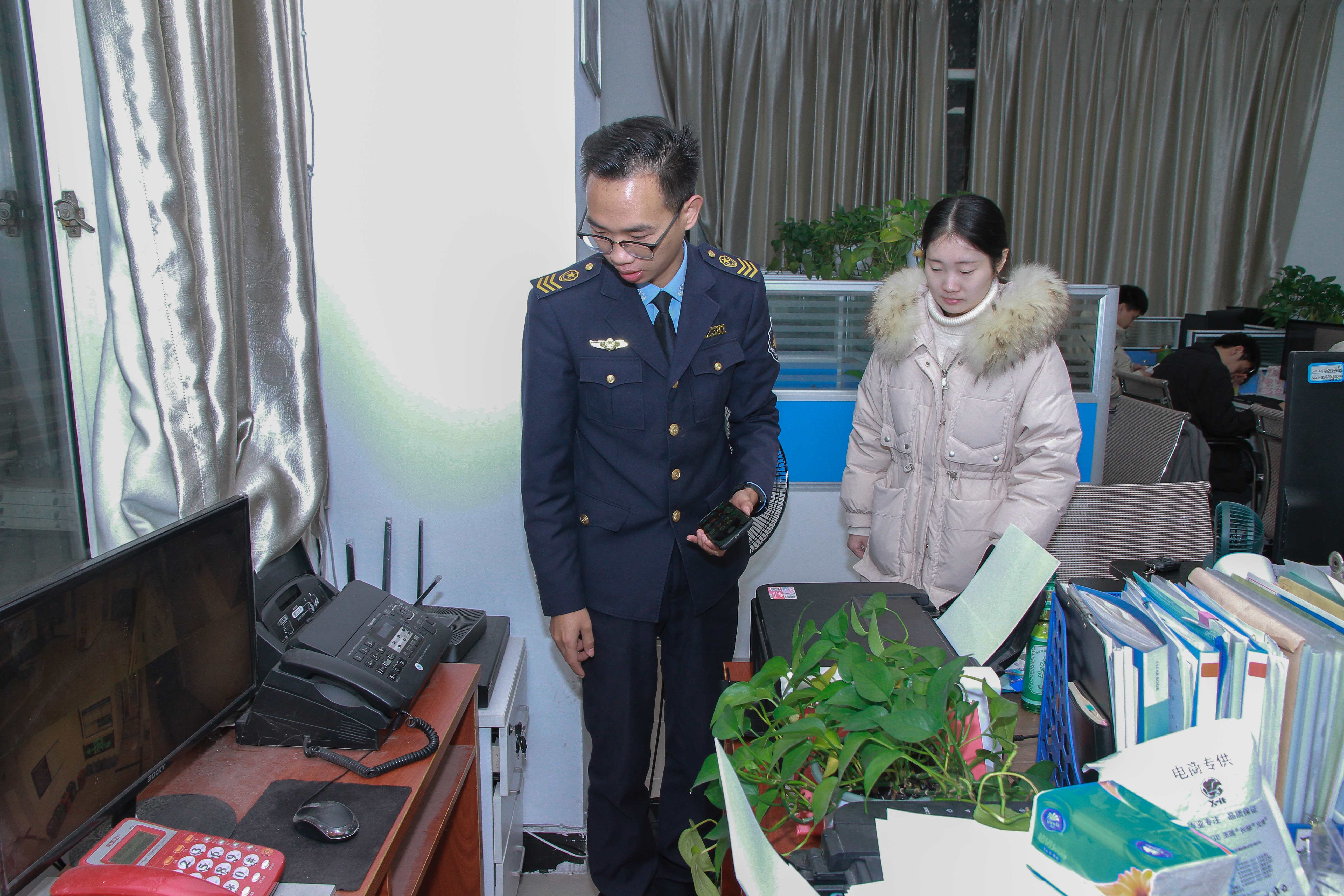 重庆市沙坪坝区法商教育培训学校开展消防安全培训及逃生演练