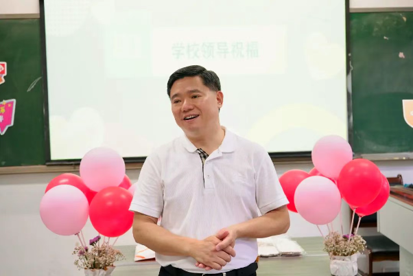 从心出发，凝聚团队力量 重庆法商教育培训学校举办2025年上半年员工生日会