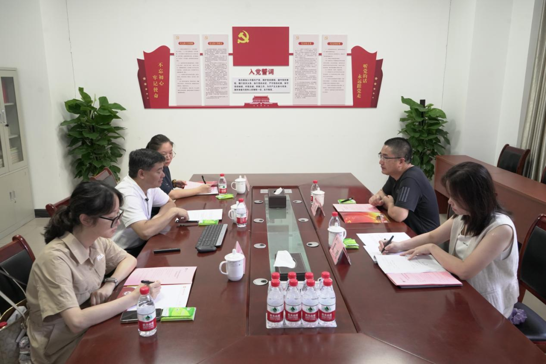 重庆广播电视大学沙坪坝区分校与重庆法商教育培训学校召开项目座谈会
