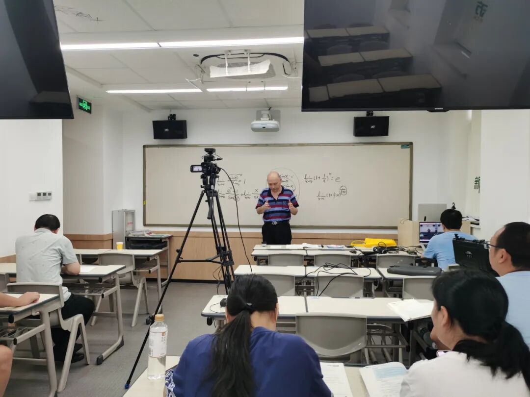 重庆法商教育培训学校成考考前复习班今日开班 助力考生成考上岸
