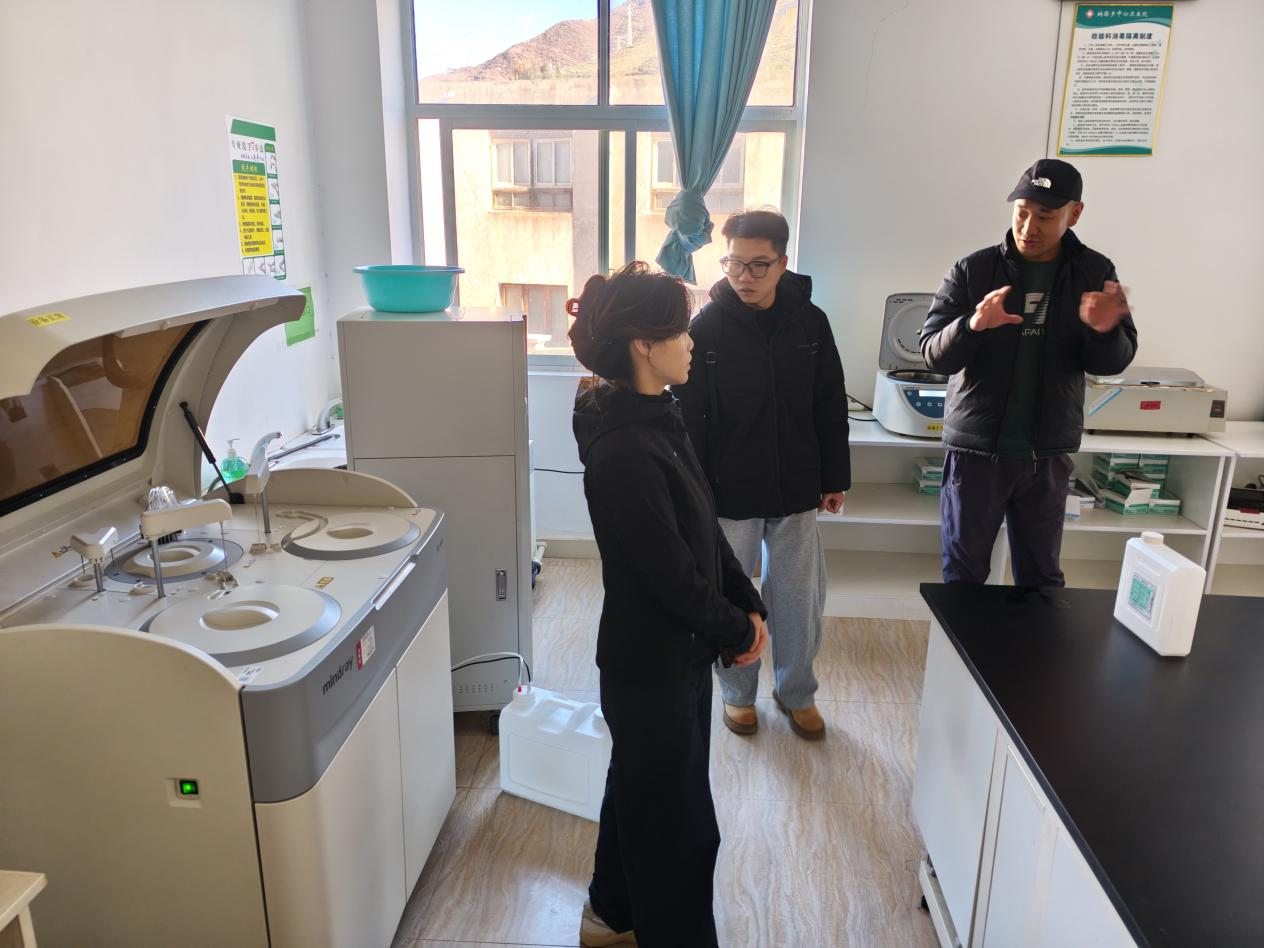 芒康县纳西民族乡分院“请进来”专项培训正式开班 重庆法商助力基层医疗能力提升