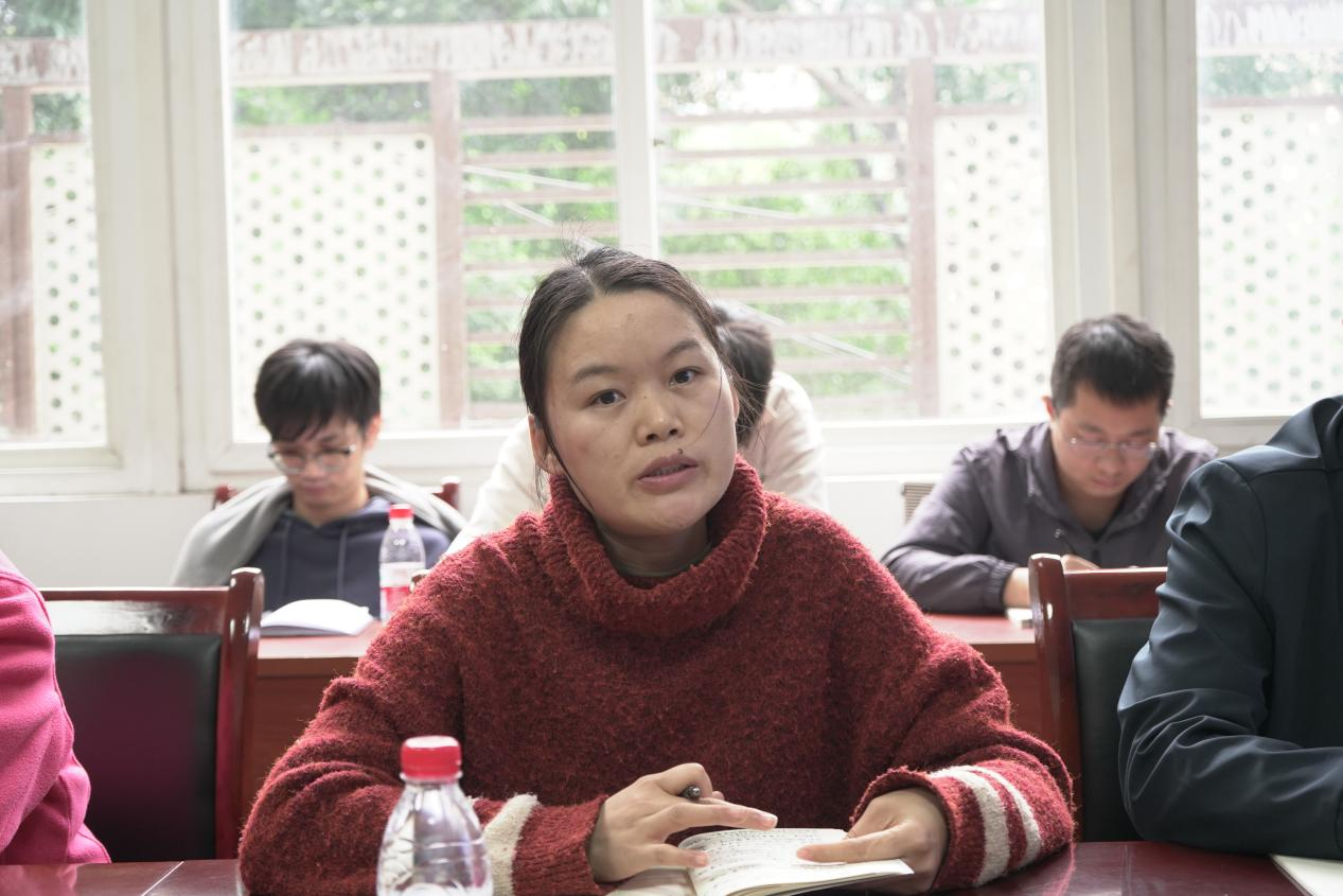 重庆法商教育培训学校开展党的二十届四中全会精神专题党课学习会