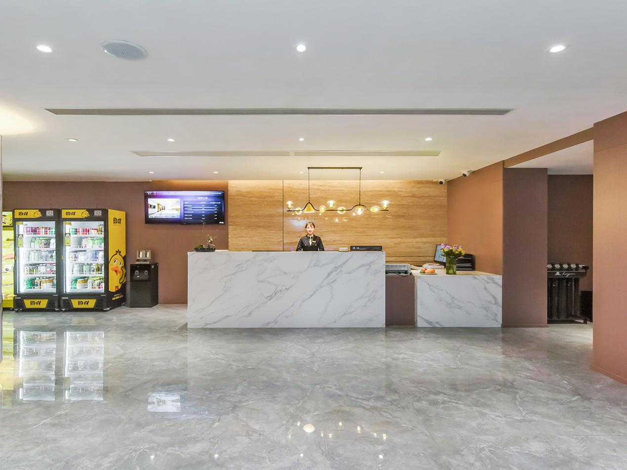 连续五年获评！重庆法商学校2025年再获重庆市沙坪坝区年度民办教育先进单位