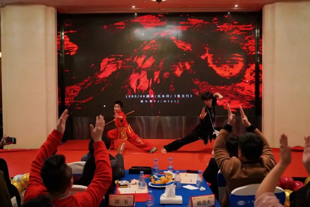 “循法育 守初心 强品牌 拓新程”重庆法商学校2026迎新年会活动圆满结束