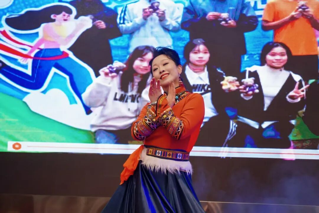 “循法育 守初心 强品牌 拓新程”重庆法商学校2026迎新年会活动圆满结束