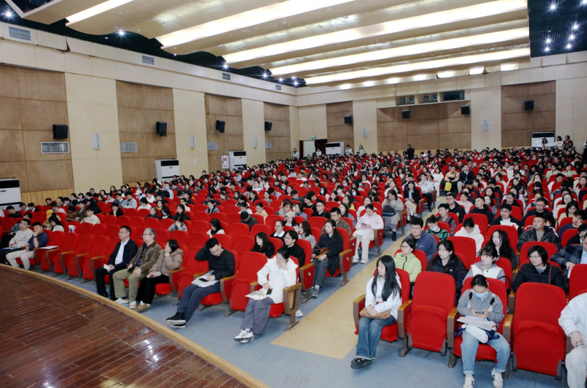 重庆医科大学继续教育学院举行2026级成教新生入学典礼 法商学校受邀参加