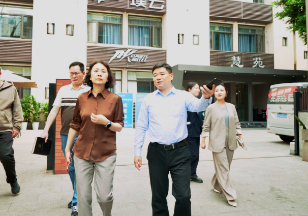 沙坪坝区委宣传部一行莅临重庆法商学校 共话协同发展路径