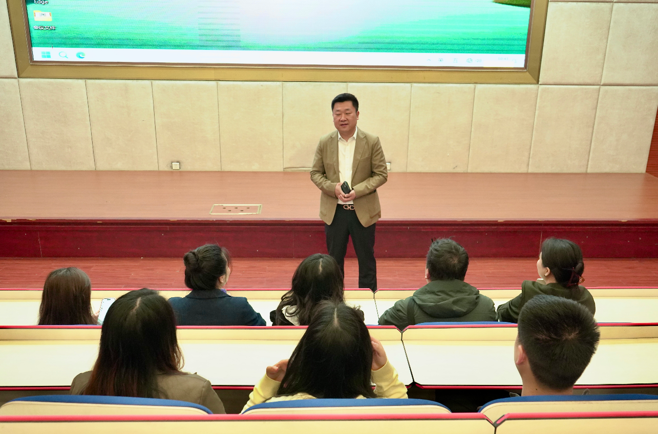 重庆法商学校研学项目组带班老师专项技能实践培训会圆满举办