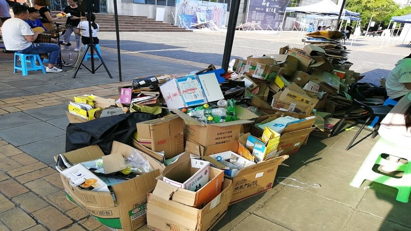 资源与安全学院积极开展垃圾分类回收助力环保