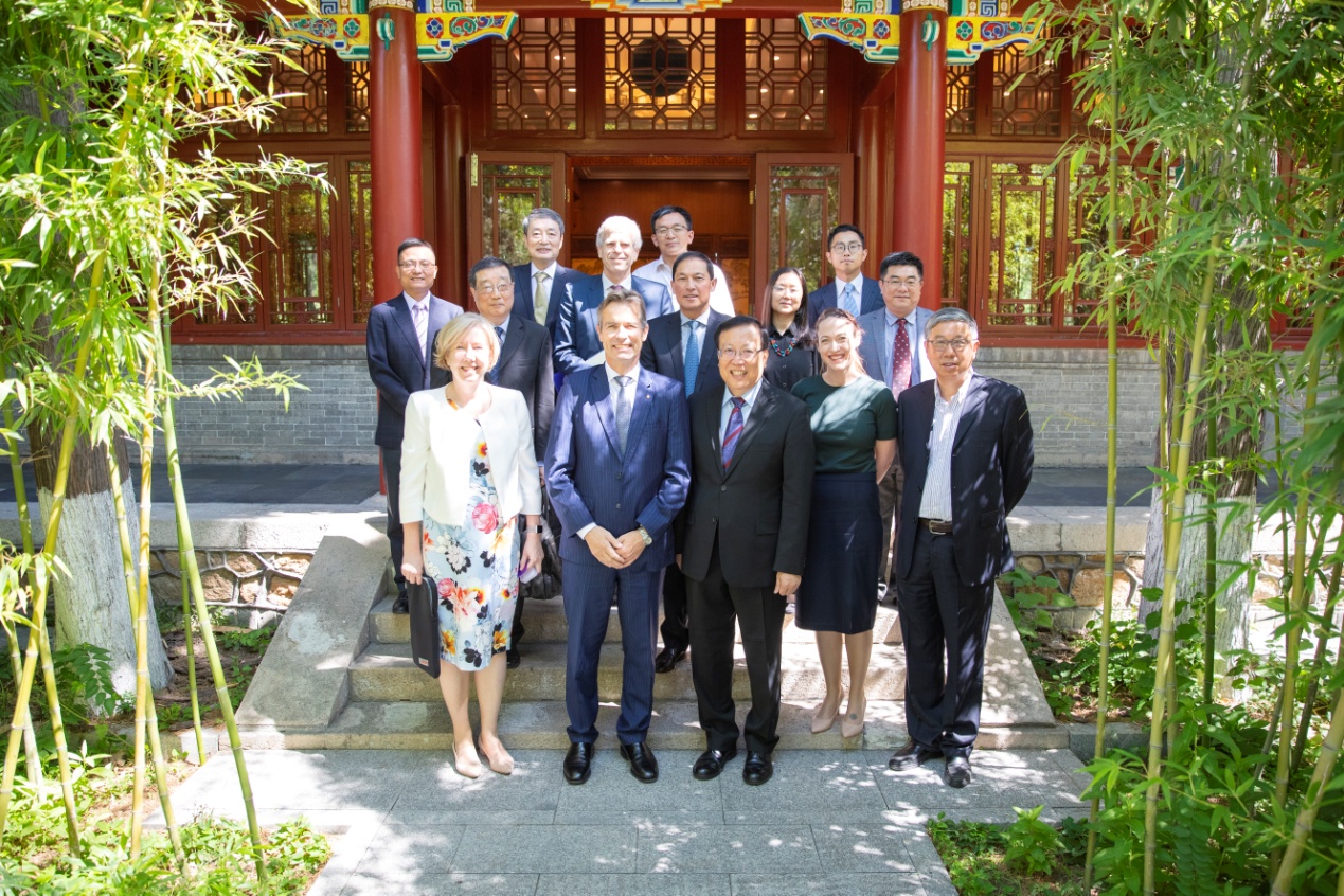澳大利亚昆士兰大学校长彼得·霍伊访问北京大学
