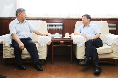 青岛酒店管理职业技术学院党委书记李达一行来校访问交流
