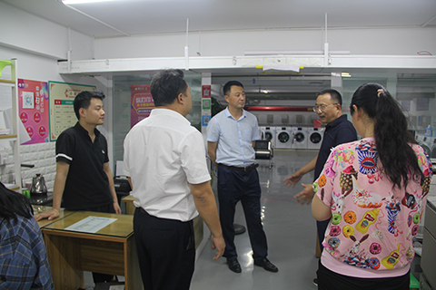 我校开展暑期校园安全大检查