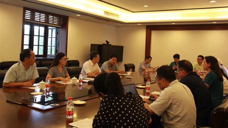 重庆大学召开90周年校庆促进学院筹资工作座谈会