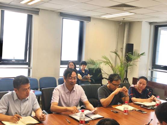 后勤服务集团召开中层干部培训会