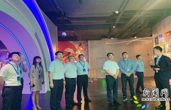 校党委书记蒋庆哲教授一行赴粤港澳大湾区考察调研  
