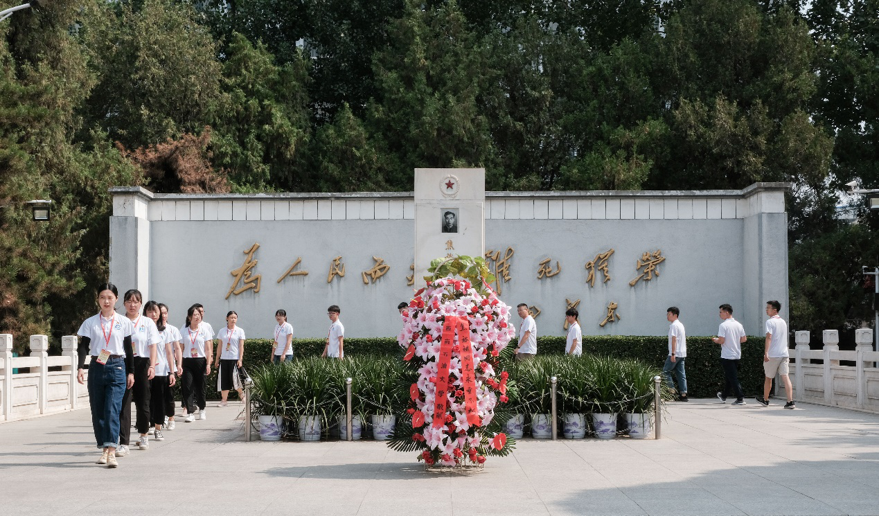 西南石大学子探访和传承焦裕禄精神