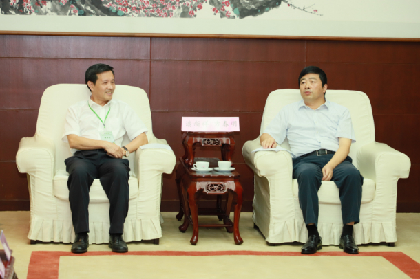 潘新祥率队参加2019粤桂产业扶贫协作暨粤港澳大湾区农业高质量发展对接会