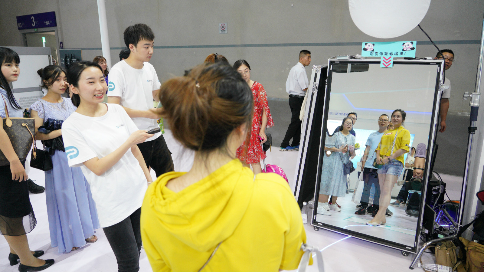 重庆大学36项科技成果参展“2019智博会”