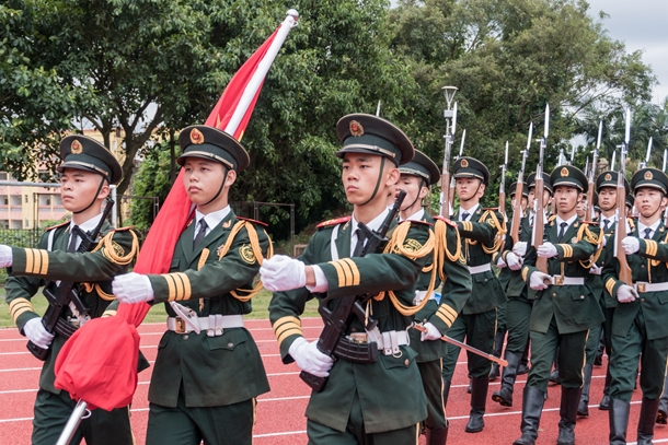 开学第一课,从爱国开始:我校举行“升国旗唱国歌向国旗敬礼”主题活动 开学第一课,从爱国开始:我校举行“升国旗唱国歌向国旗敬礼”主题活动