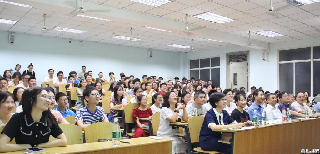 《生命长江》第二季师生见面会举行