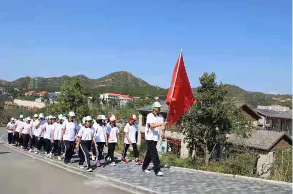 走进西柏坡:豆庄学校红色之旅课程实践活动圆满落幕