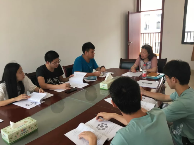 金竹名师｜经管学院陈琳：学生成长路上的“知心姐姐”