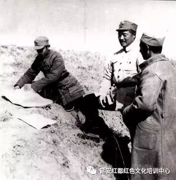 红都故事会第七期《贺龙:陕甘宁边区的“门神”》