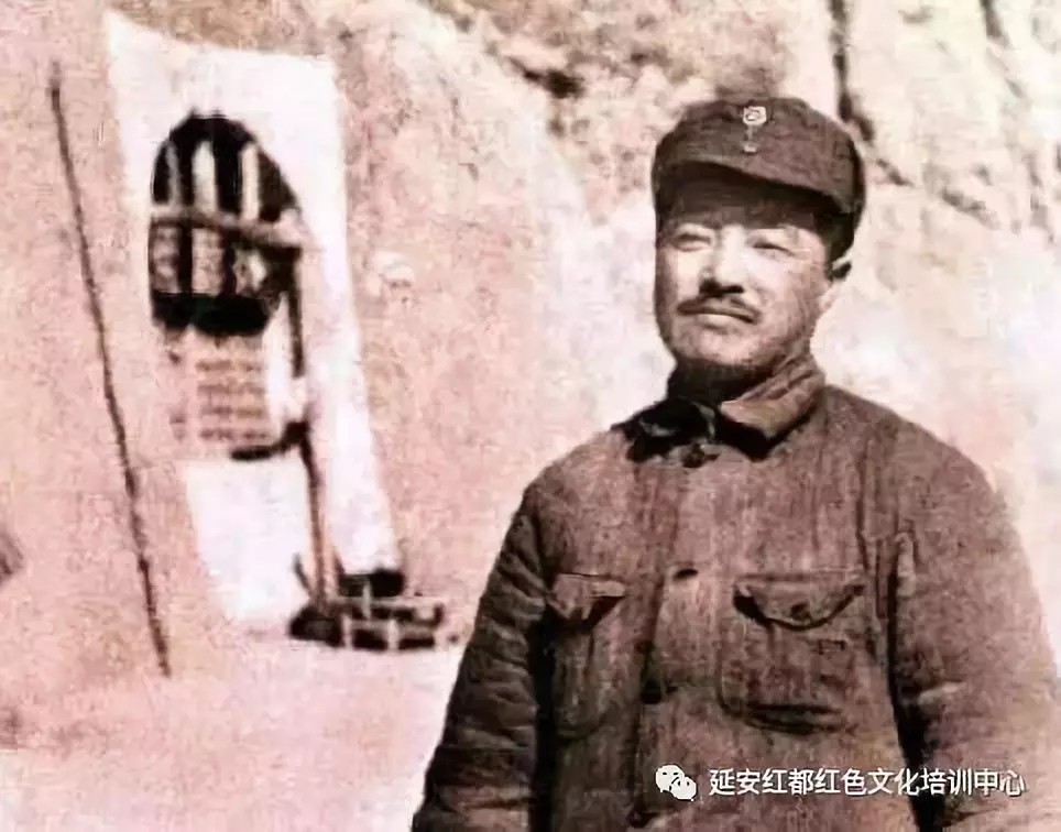 红都故事会第七期《贺龙:陕甘宁边区的“门神”》
