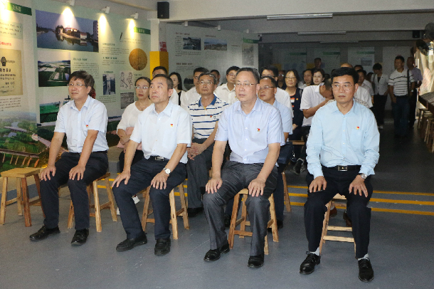 【主题教育】学校组织领导干部到廉江鹤地水库开展爱国主义和廉政教育活动