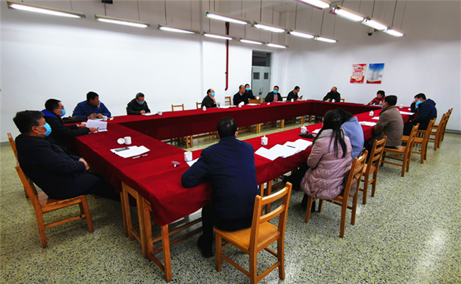 学校疫情防控工作领导小组召开第五次工作会议