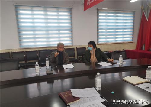 新乡市委党校到凤泉区潞王坟乡金灯寺村调研党员联户工作