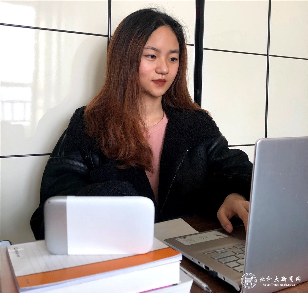 中国“翻译力量”助力全球抗疫