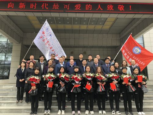 王亚杰一行看望慰问我校两所附属医院援鄂医疗队员