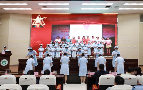 “弘扬抗疫精神，助力健康中国”——我校举行“512”国际护士节主题活动