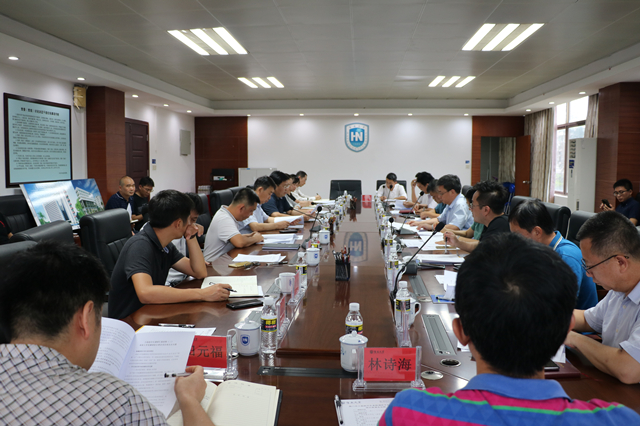 海口市副市长王磊一行调研海南大学重点建设项目