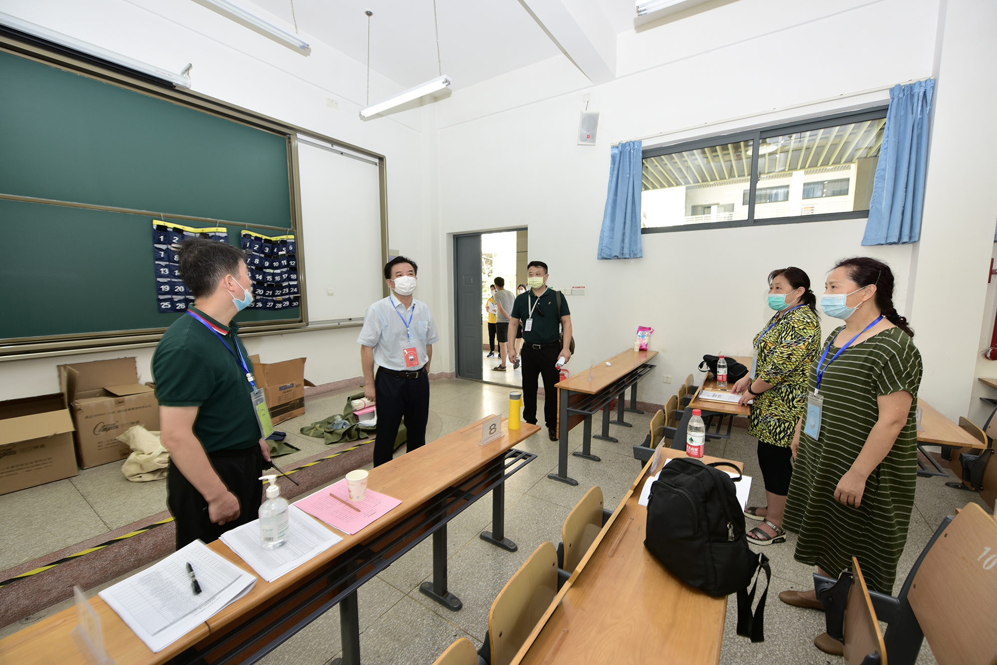我校完成高等教育自学考试考点任务