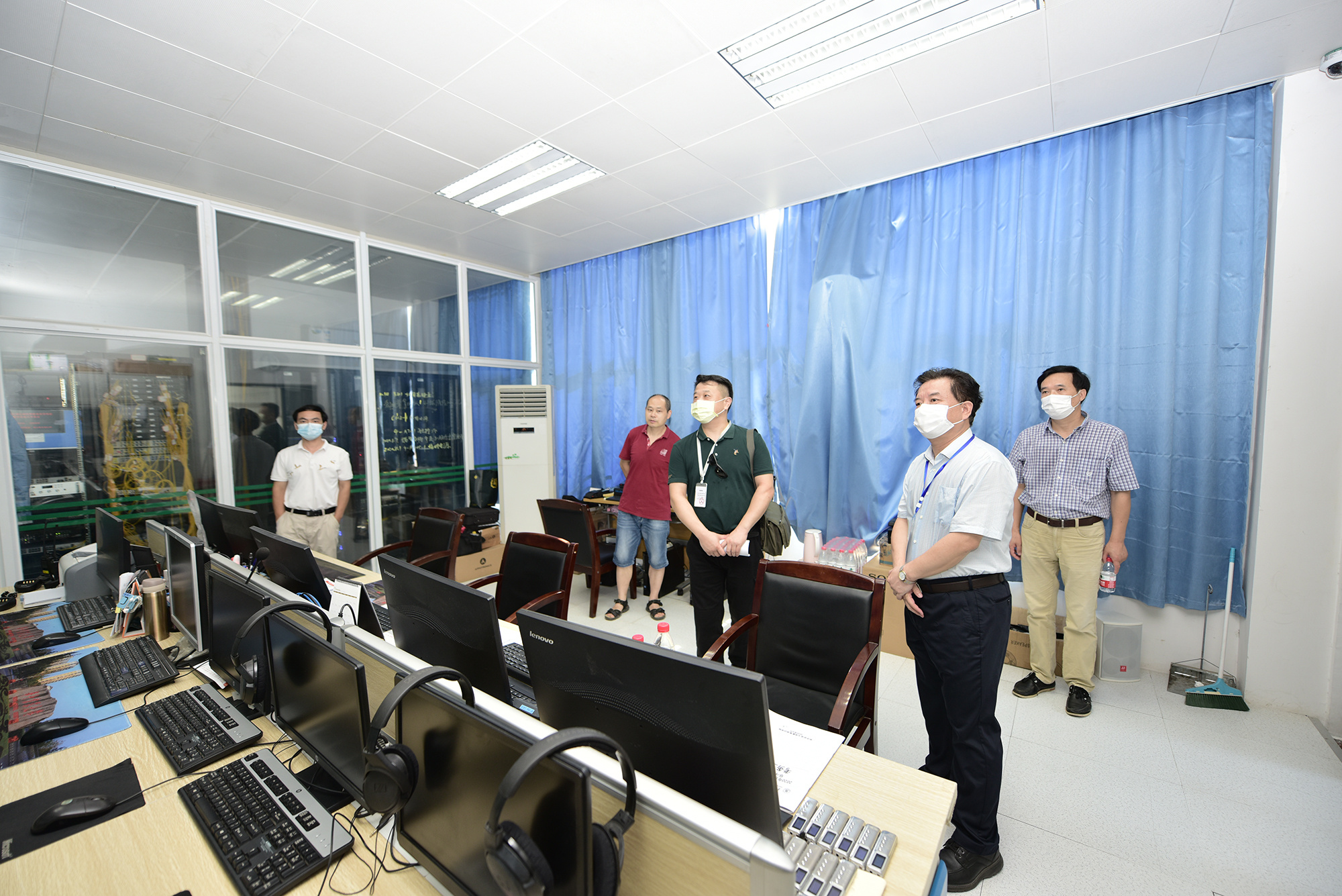 我校完成高等教育自学考试考点任务