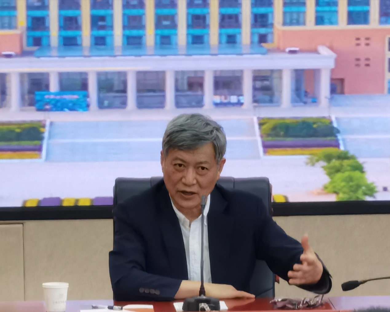 张宇燕研究员做客云南大学第110期东陆高端学术论坛