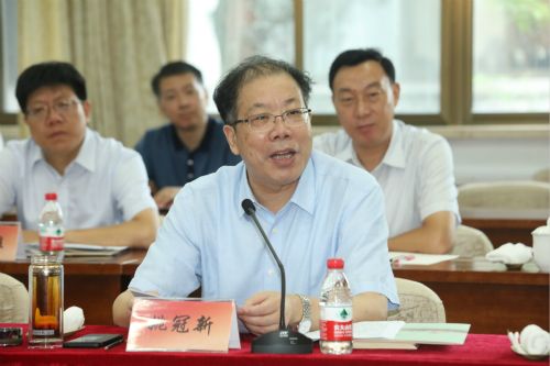 我校与中国一拖集团有限公司签署战略合作协议