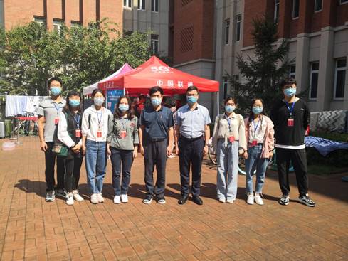 工商管理学院多措并举开展学生返校及研究生新生报到工作